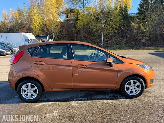 Ford Fiesta 2013 photo 4