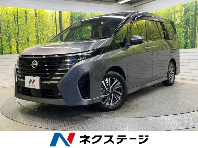 Nissan Serenade