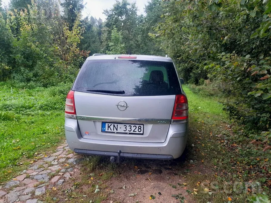 Opel Zafira 2011 photo 5