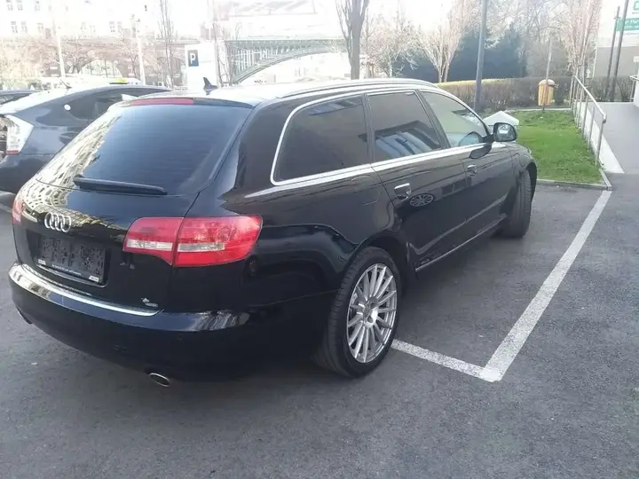 Audi A6 2010 photo 2