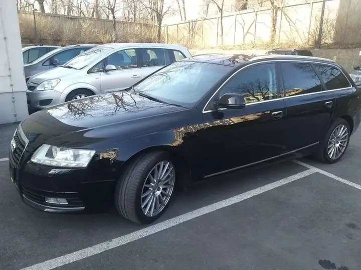 Audi A6 2010 photo 3