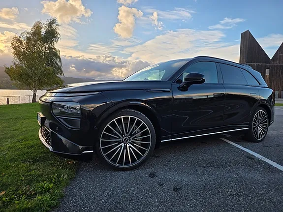 Xpeng G9