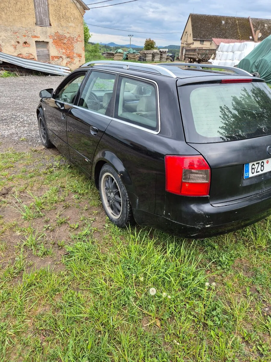 Audi A4 2002 photo 4