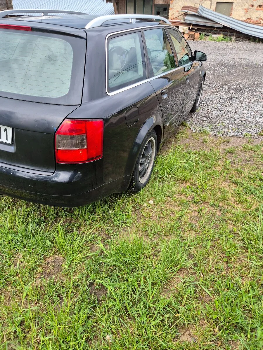 Audi A4 2002 photo 5