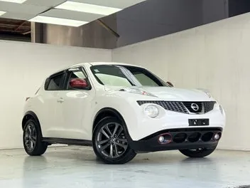 Nissan Juke 2014 photo 2