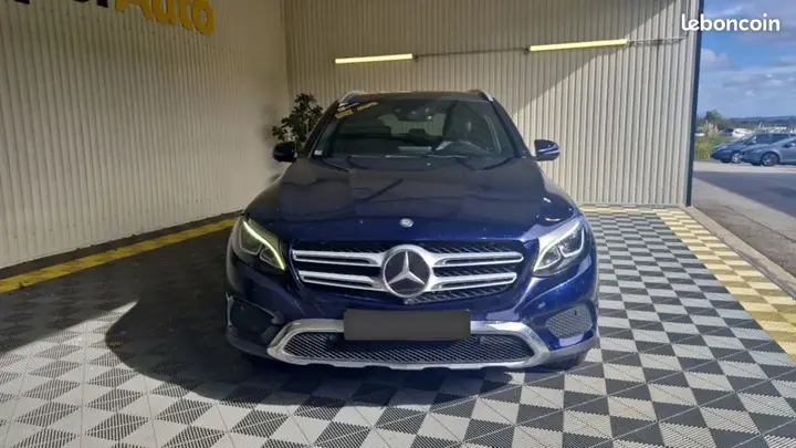 Mercedes-Benz Glc 2017 photo 2