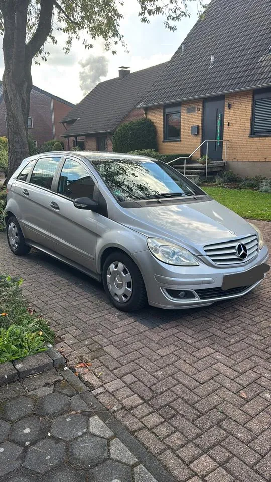Mercedes-Benz B170