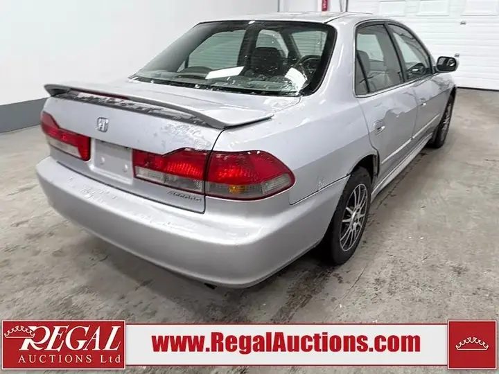 Honda Accord 2002 photo 3