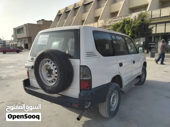 Toyota Prado 2001 photo 2