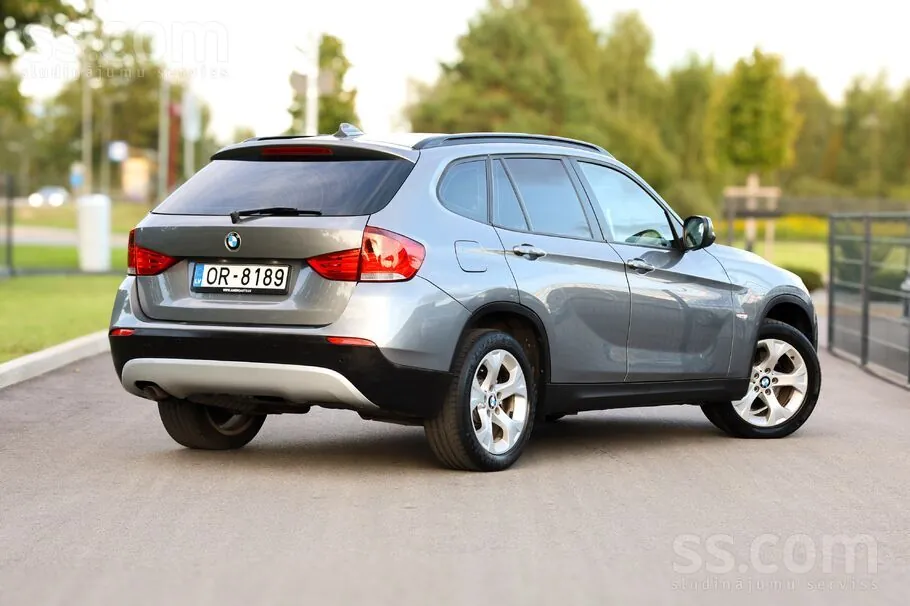 BMW X1 2011 photo 4