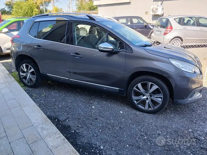 Peugeot 2008 2015 photo 2