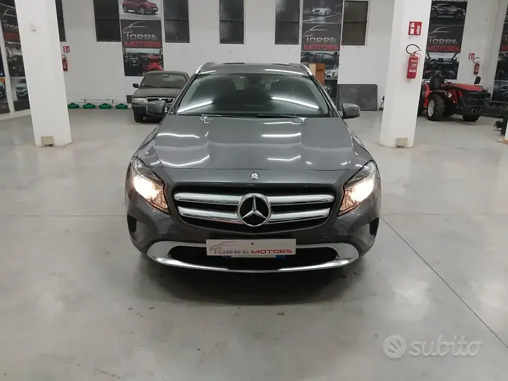 Mercedes-Benz Gla 2017 photo 2