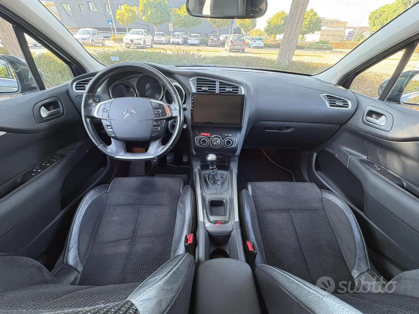 Citroen C4 2013 photo 4