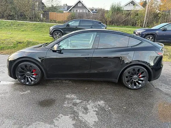 Tesla Model Y 2022 photo 5