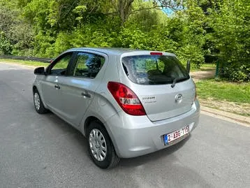 Hyundai I20 2010 photo 3