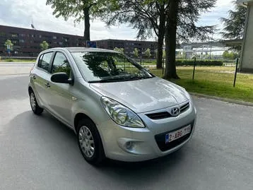 Hyundai I20 2010 photo 2
