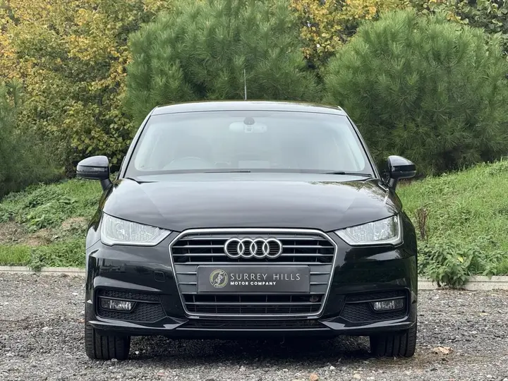 Audi A1 2017 photo 2