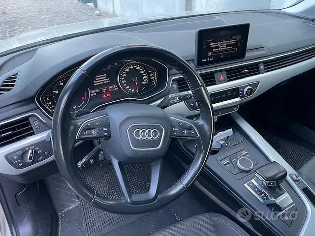 Audi A4 2017 photo 2