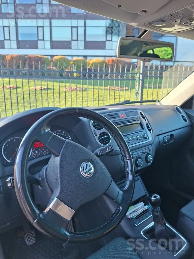 Volkswagen Tiguan 2010 photo 4