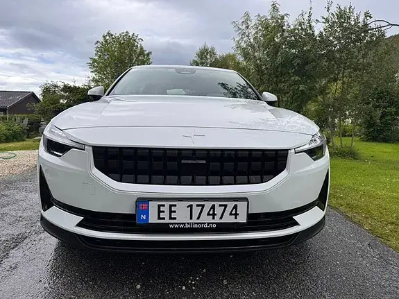 Polestar 2 2022 photo 2