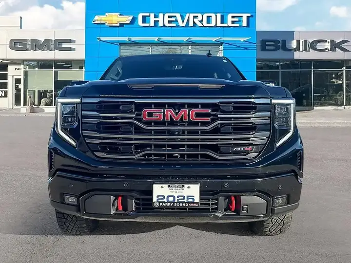 GMC Sierra 1500 2025 photo 2