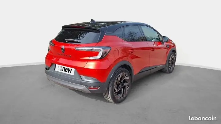 Renault Captur 2024 photo 2
