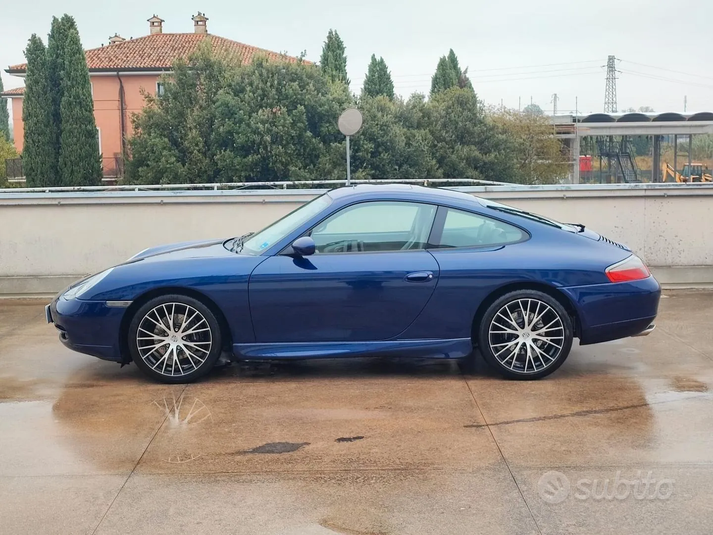 Porsche 911 Carrera 2001 photo 2