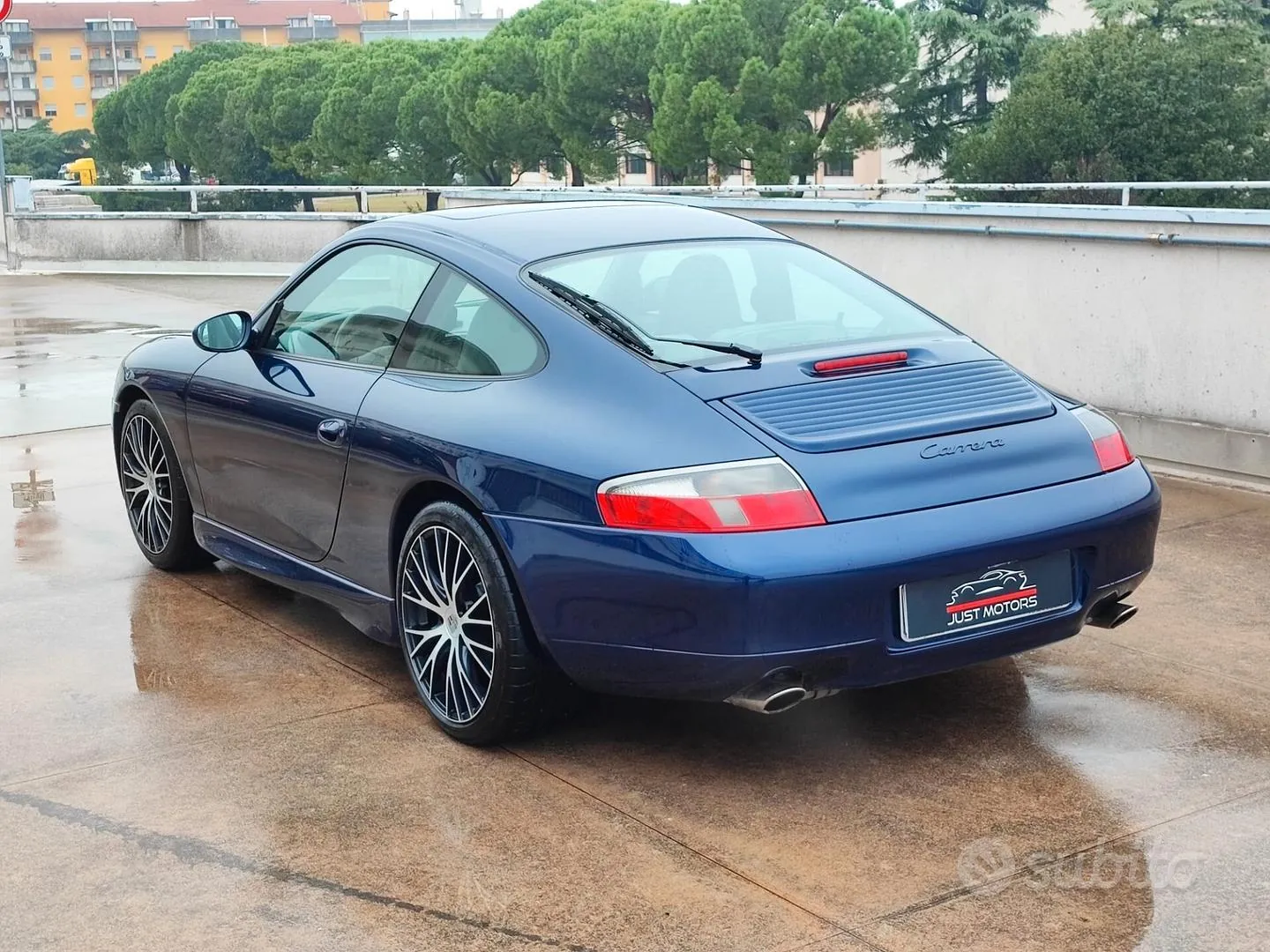 Porsche 911 Carrera 2001 photo 4