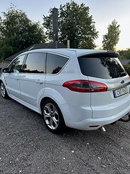Ford S-Max 2014 photo 3
