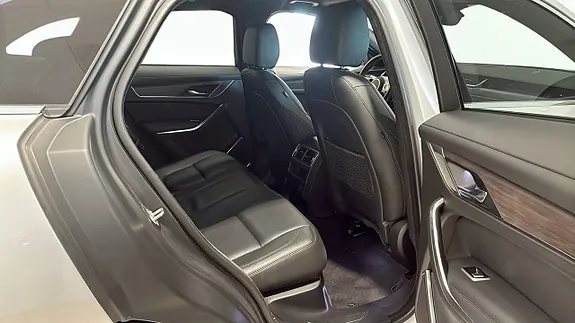 Jaguar F-Pace 2021 photo 5