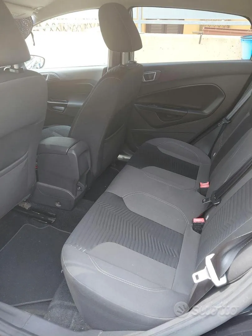 Ford Fiesta 2014 photo 3