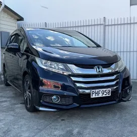 Honda Odyssey 2013 photo 2
