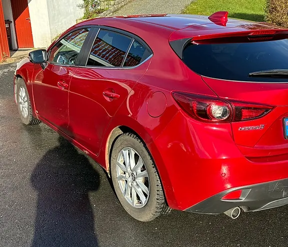 Mazda 3 2014 photo 3