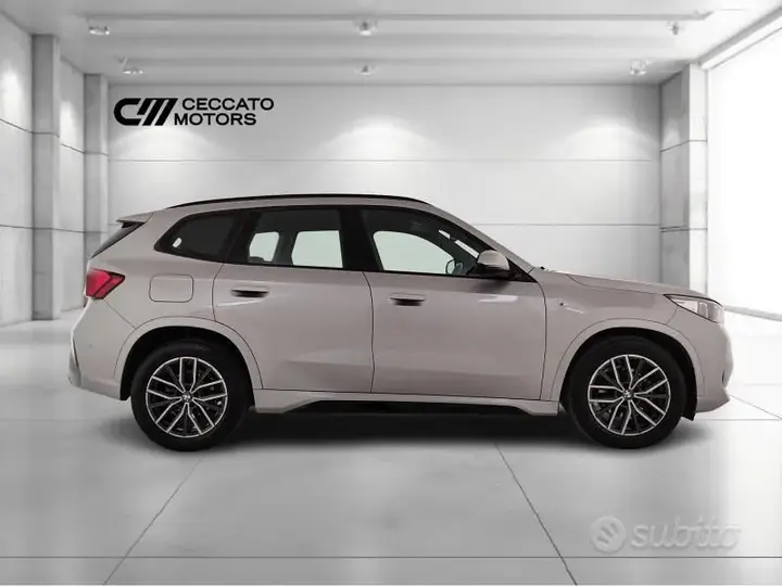 BMW X1 2024 photo 3
