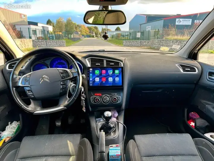Citroen C4 2012 photo 3