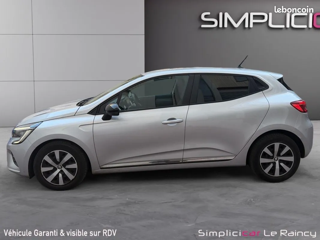 Renault Clio 2023 photo 4