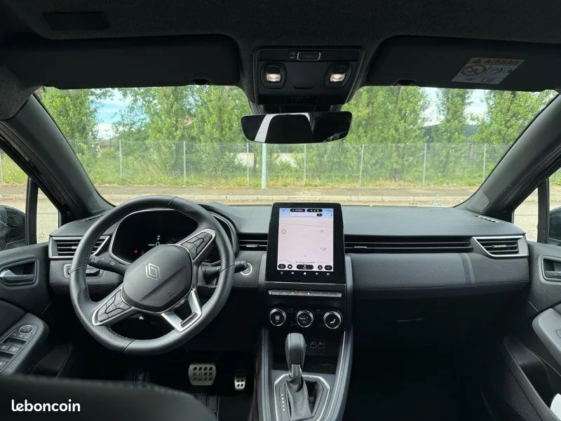 Renault Clio 2025 photo 3