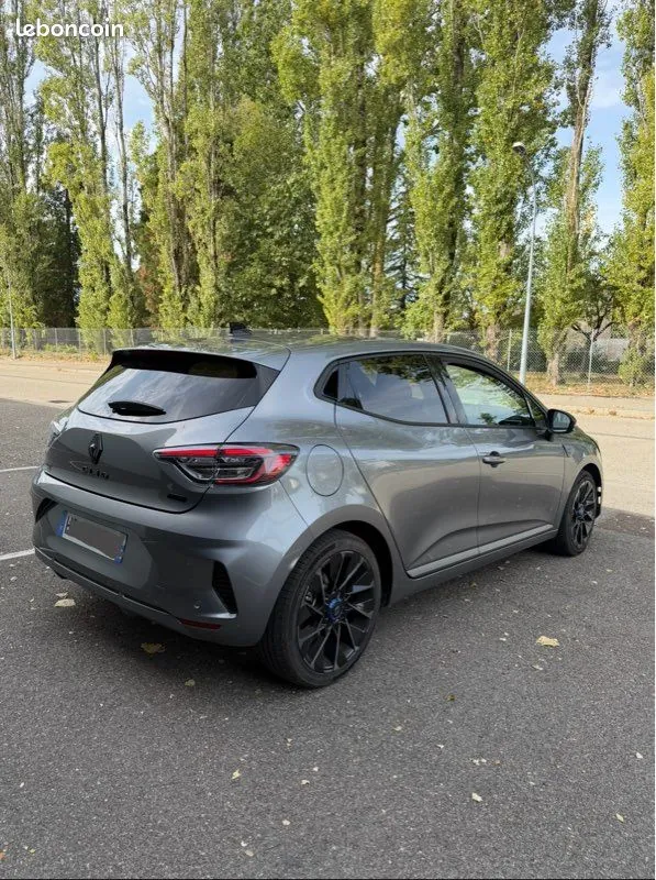 Renault Clio 2025 photo 2