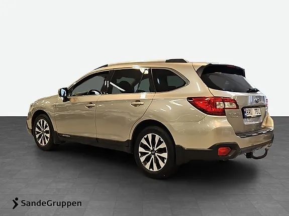 Subaru Outback 2016 photo 3