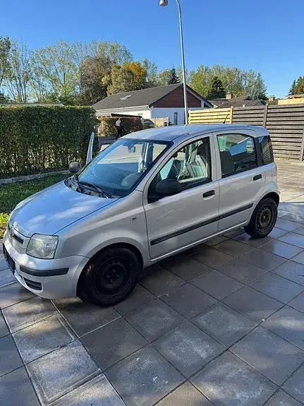 Fiat Panda 2010 photo 2
