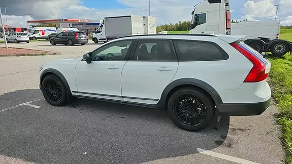 Volvo V90 Cross Country 2017 photo 5