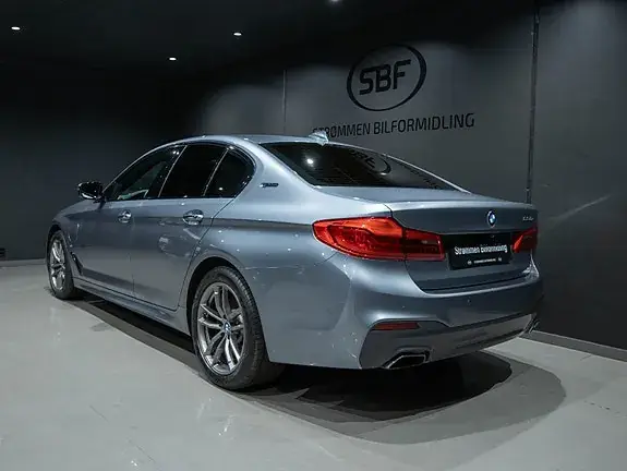 BMW 530E 2018 photo 4