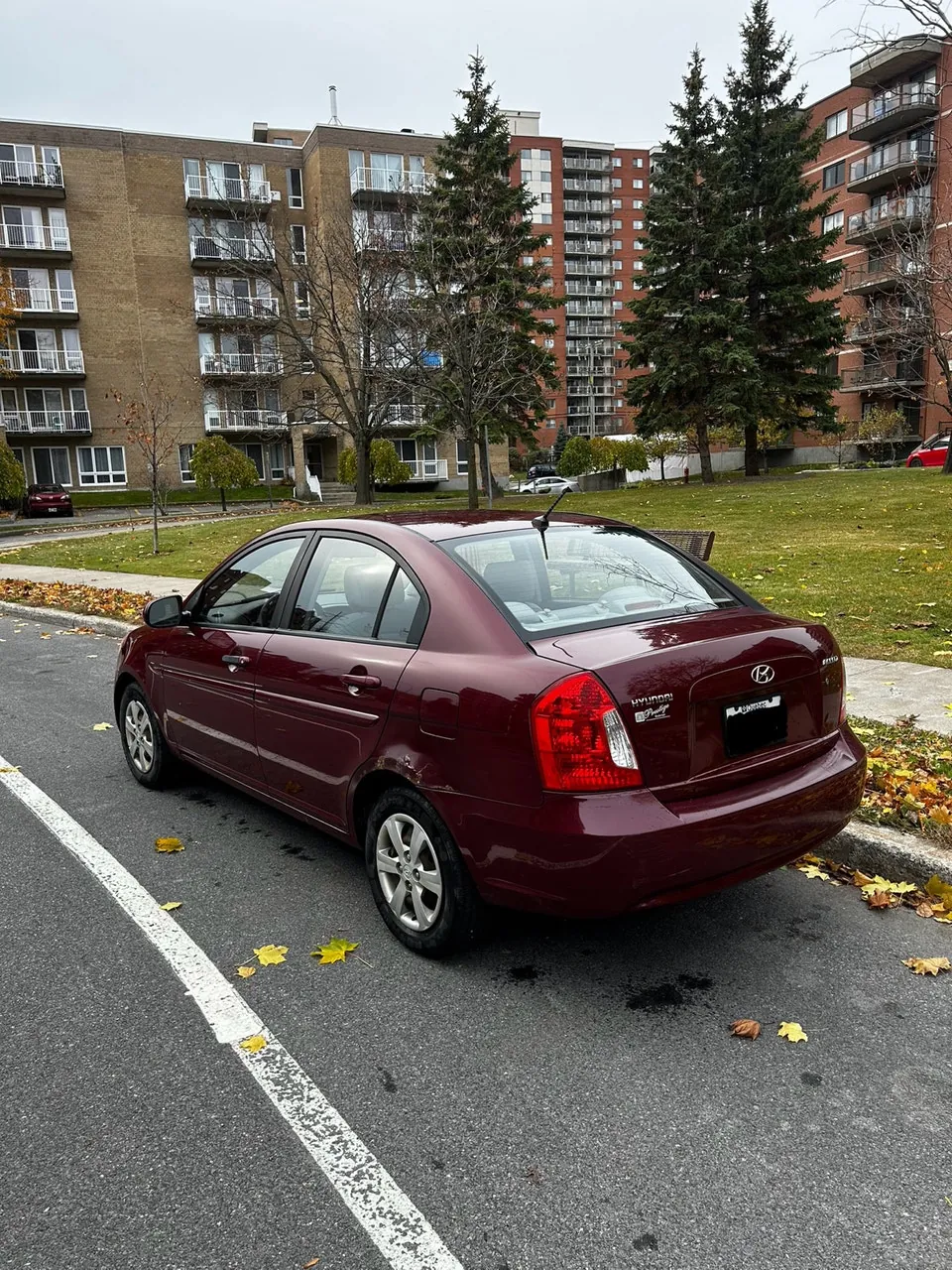 Hyundai Accent 2010 photo 2