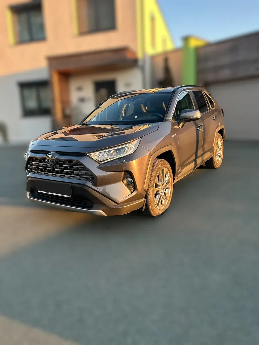 Toyota Rav4 2022 photo 2