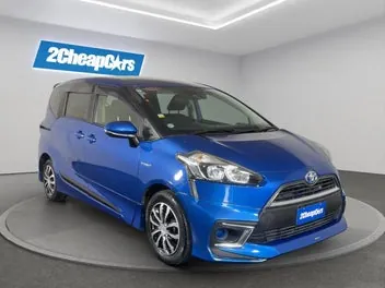 Toyota Sienta 2016 photo 4