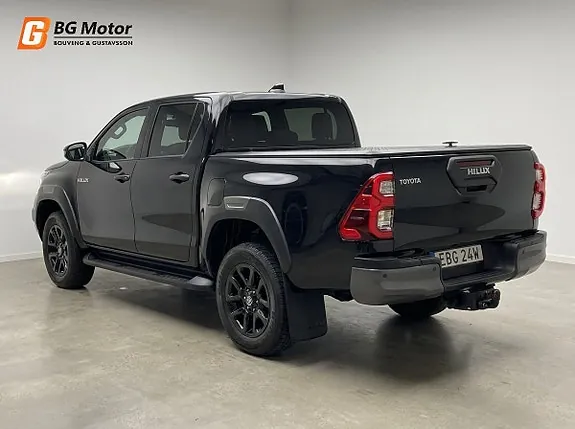Toyota Hilux 2023 photo 3