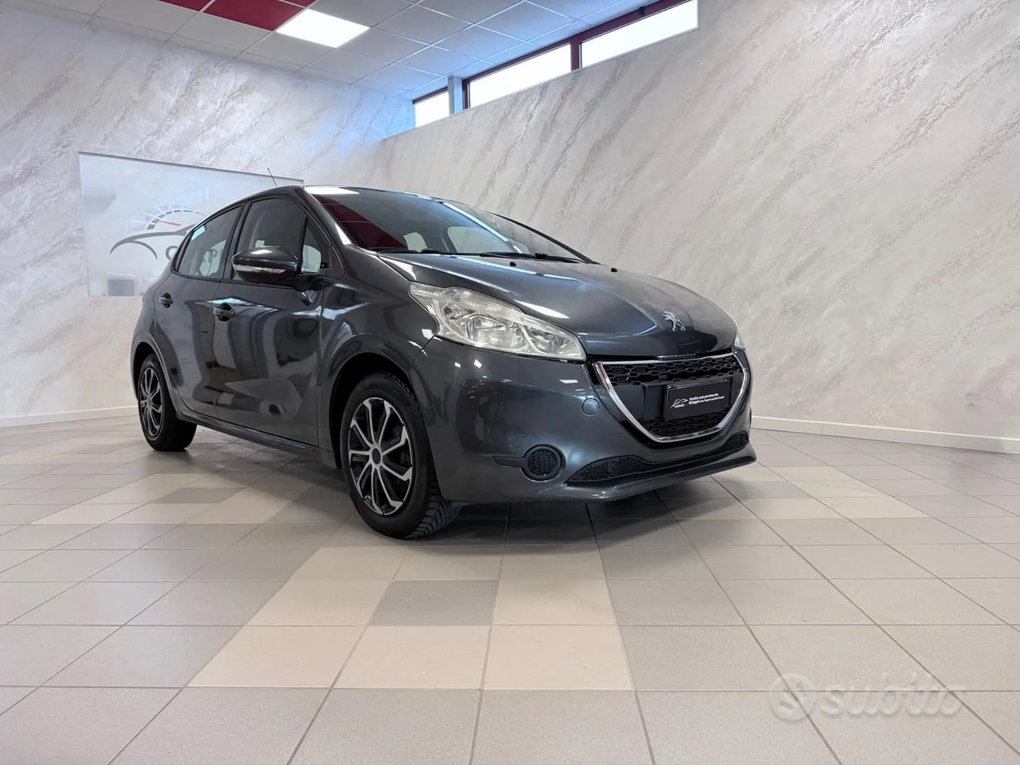 Peugeot 208 2014 photo 4