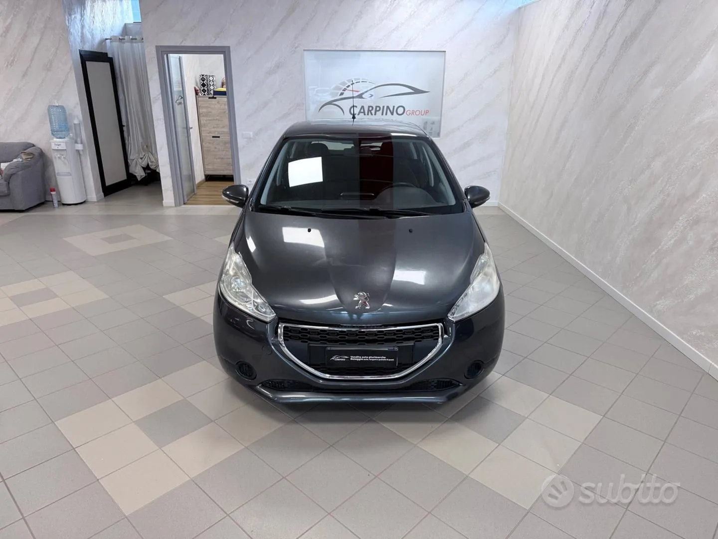 Peugeot 208 2014 photo 3