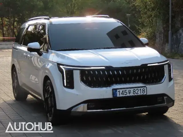 Kia Carnival 2025 photo 2