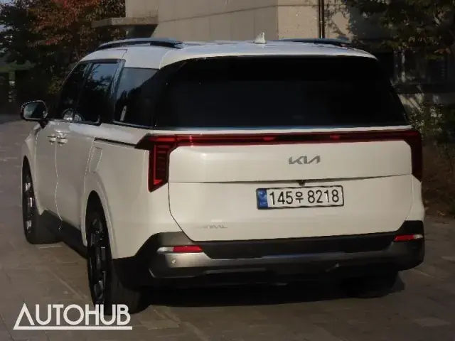 Kia Carnival 2025 photo 4